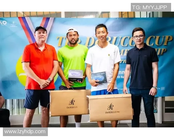 重庆网球队比赛经验引发热议球迷与专家观点交锋分析